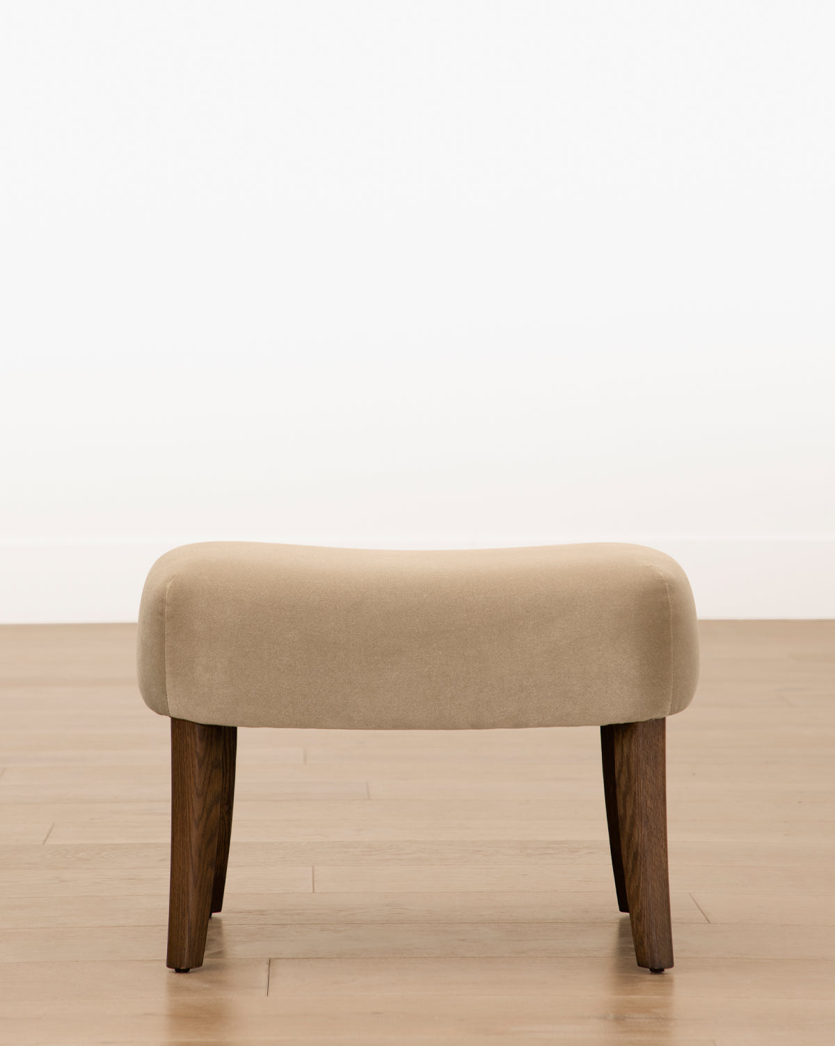 Etienne Ottoman