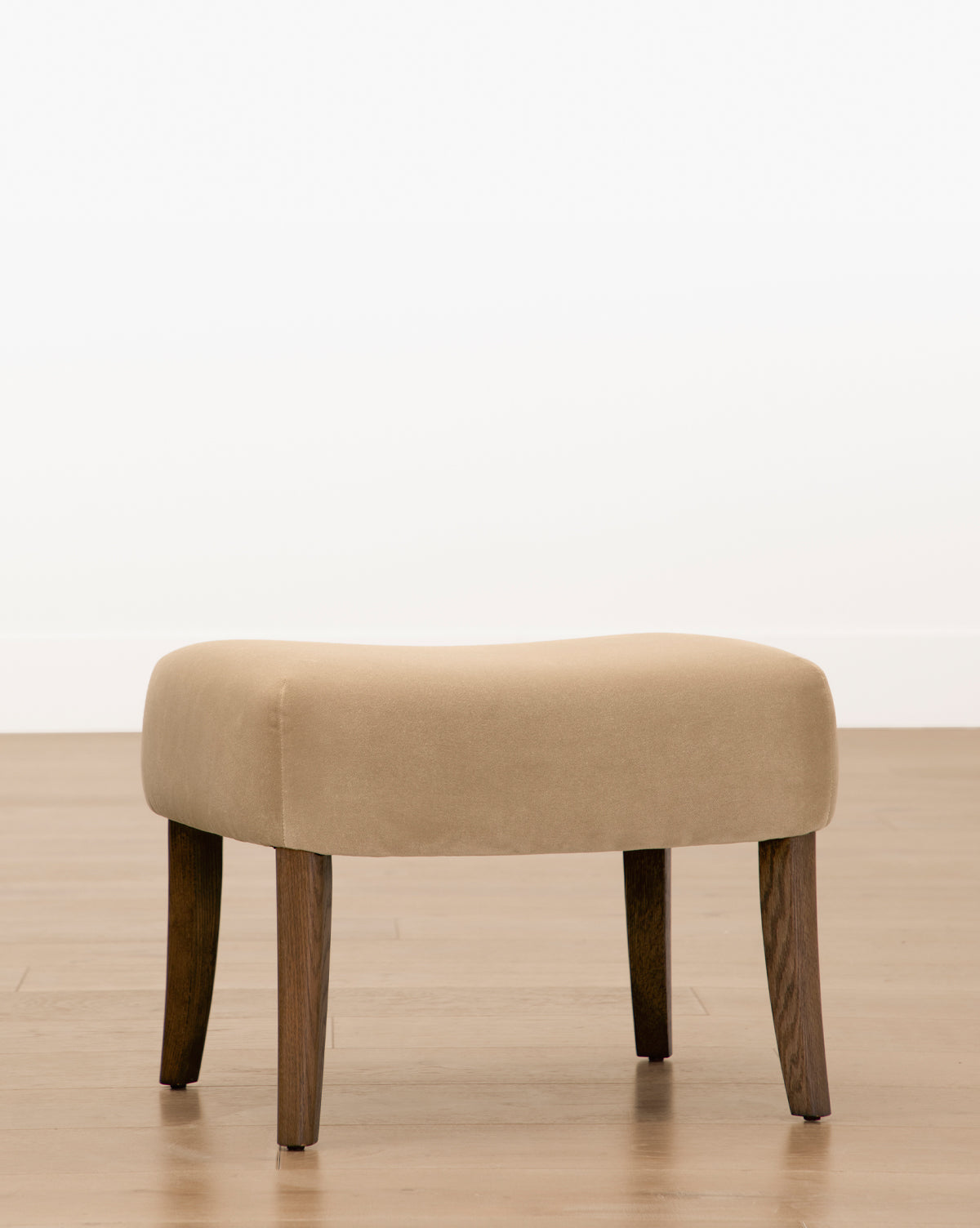 Etienne Ottoman