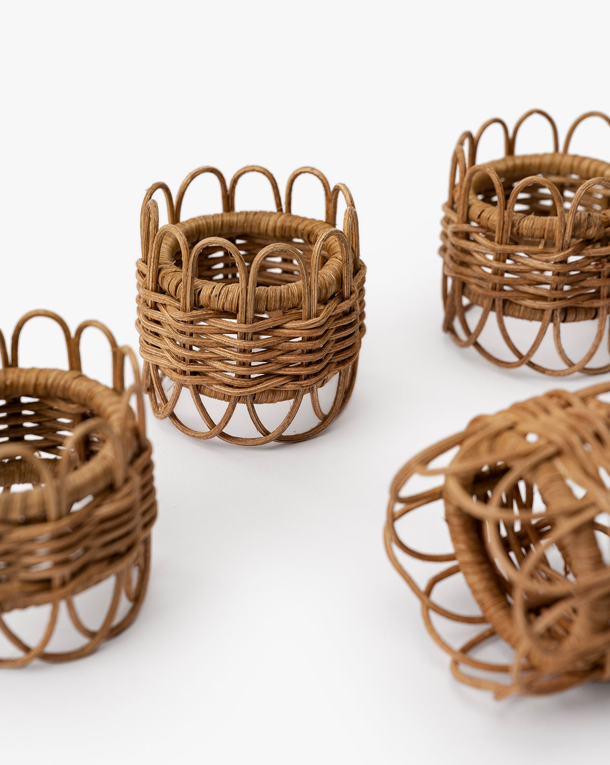 Twisted Rattan Napkin Rings (Set of 4)